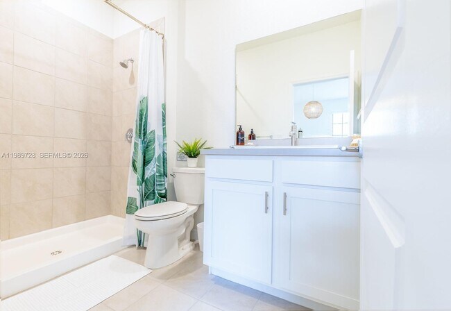 Building Photo - 1156 SW 6th Ct