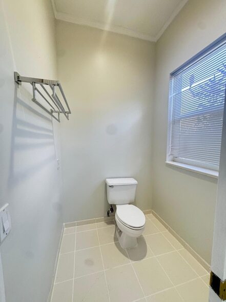 Building Photo - 6740 NW 105th Ln