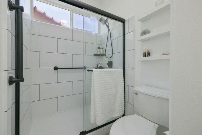 Building Photo - 2785 Eshom Creek Ct