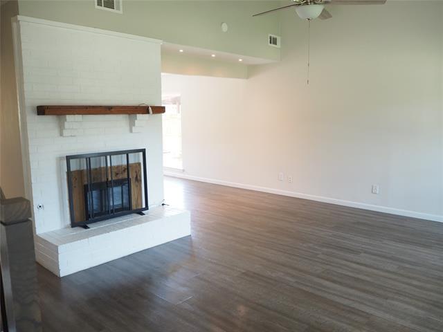 Building Photo - 3728 Blue Bonnet Ct