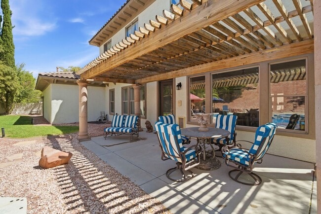 Building Photo - Private Gated Christopher Homes Estate in The Vineyards | Resort-Style Backyard & Strip Views