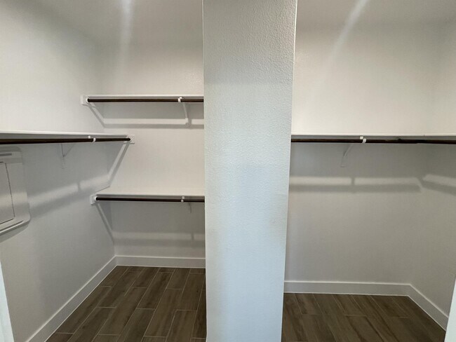 Building Photo - 151 Buckle Cove