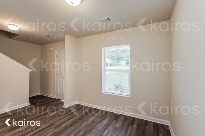 Building Photo - 270 Christopher St