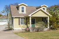 Building Photo - 1429 Litton Ave