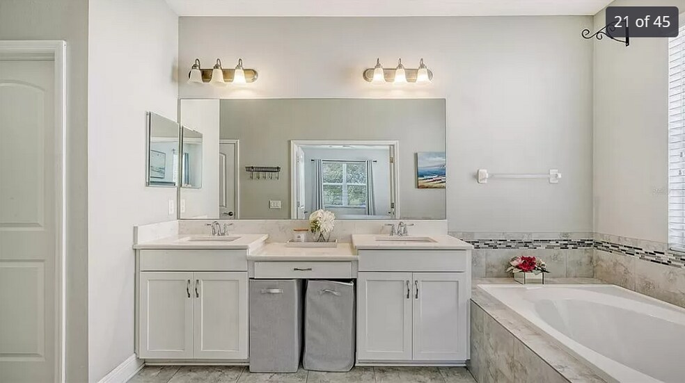 Building Photo - 727 129th St NE