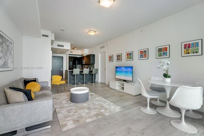Building Photo - 1080 Brickell Ave