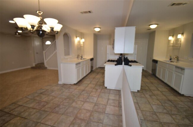 Building Photo - 7801 Parliament Pl