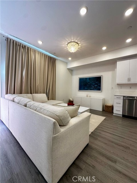 Building Photo - 220 Strike Dr