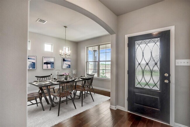 Building Photo - 2037 Almassera Dr