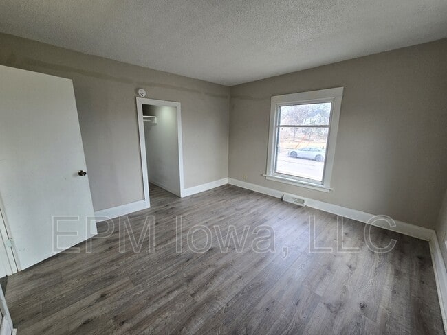 Building Photo - 1324 South St