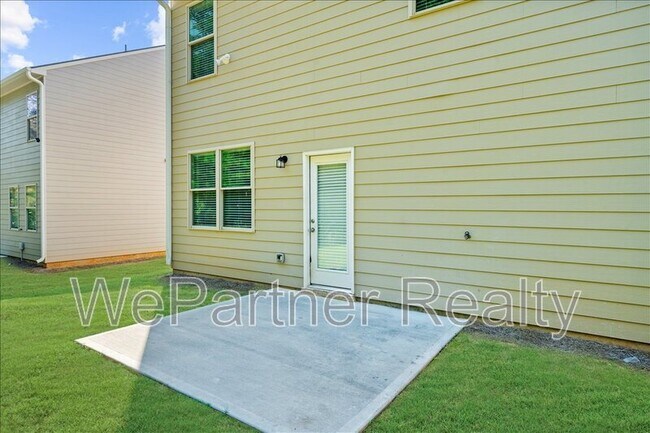 Building Photo - 200 Vickery Ln
