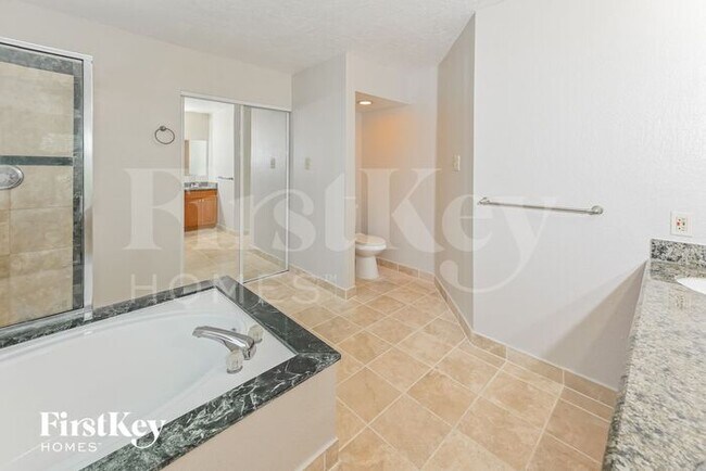 Building Photo - 8571 Spring Green Dr