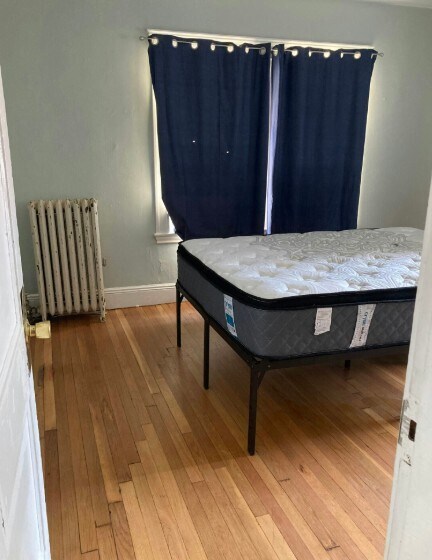 Building Photo - 15 Radnor Rd