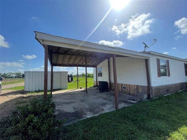 Building Photo - 711 FM 360 Rd