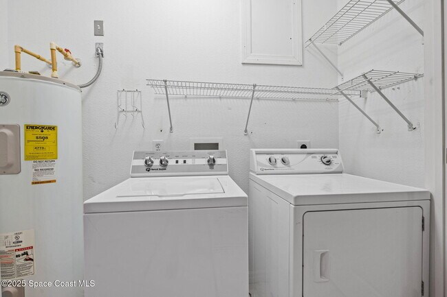 Building Photo - 501 Trotter Ln