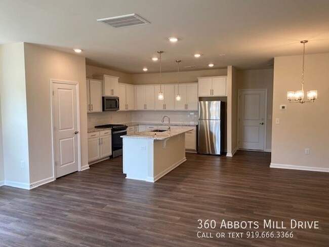 Building Photo - 360 Abbots Ml Dr