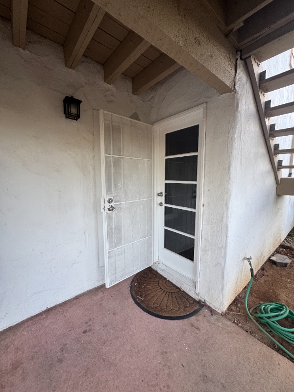 Building Photo - 1346 Miraflores Glen