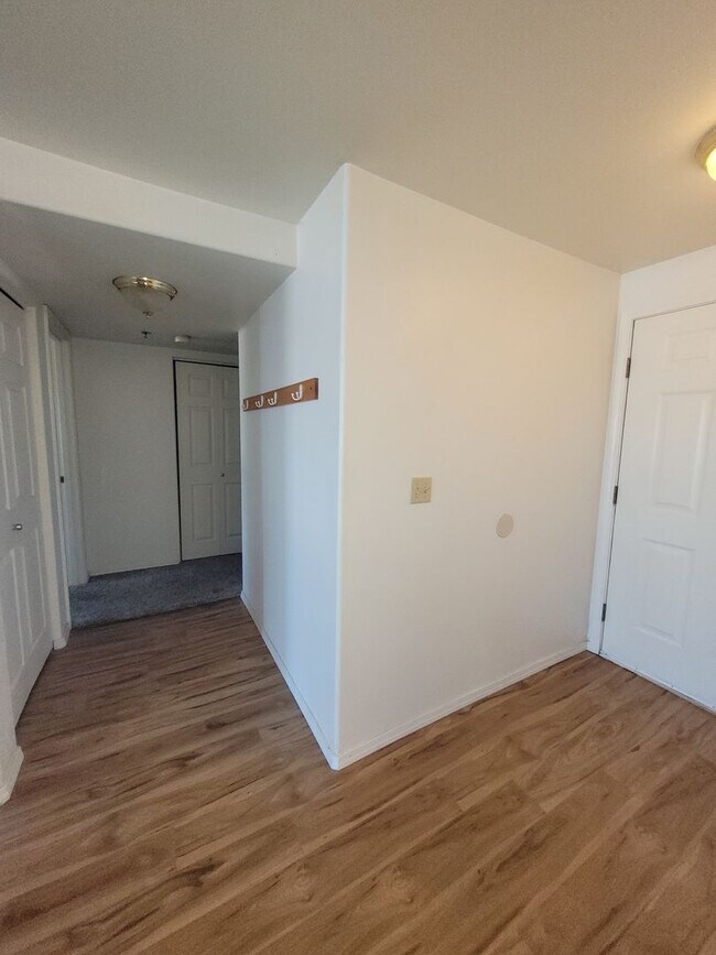 Building Photo - Waterfront Condo