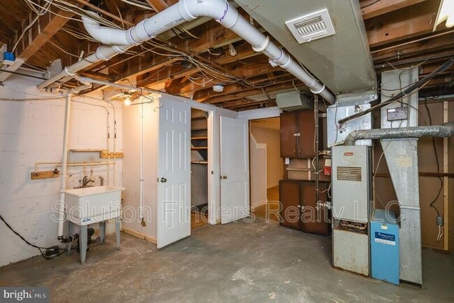 Building Photo - 2110 Coralthorn Rd
