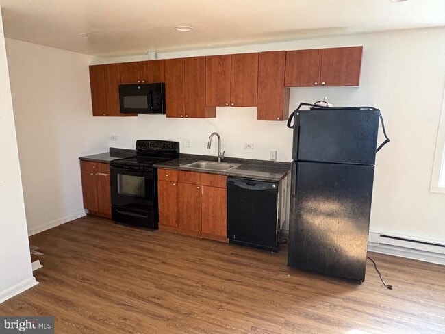 Building Photo - 2715 Hammonds Ferry Rd