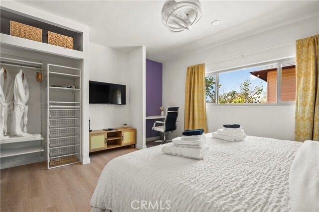 Building Photo - 9150 10th Ave