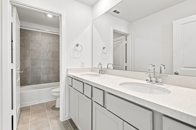 Building Photo - 22126 Rangemore Dr