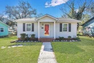 Building Photo - Charming 2BR House in Savannah