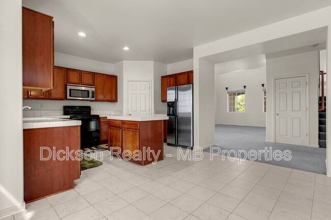 Building Photo - 2447 Anqua Dr