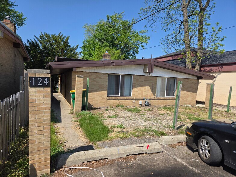 Building Photo - 124 Lakeview Ave