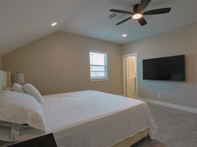 Building Photo - 5823 Ash Vly Dr