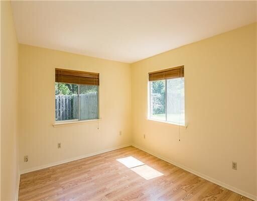 Building Photo - OCEAN SPRINGS - BEAUTIFUL HOME WITH POOL. AND SPACE FOR ENTERTAINING!