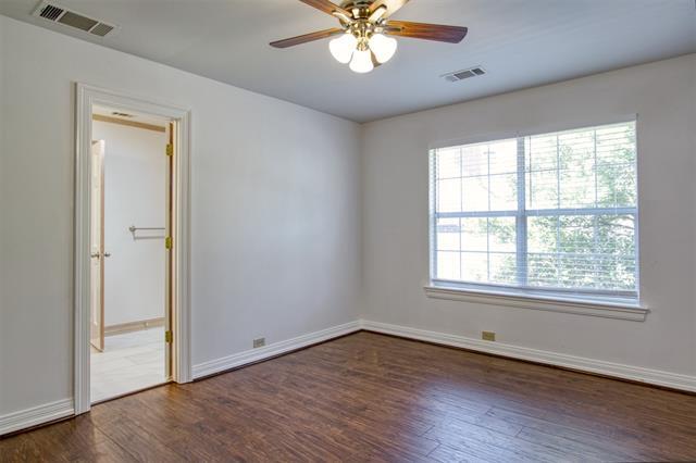 Building Photo - 4564 Hitching Post Ln