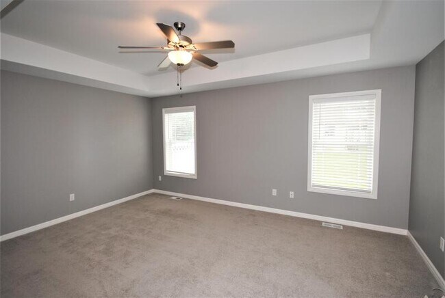 Building Photo - 4821 E Highland Pkwy