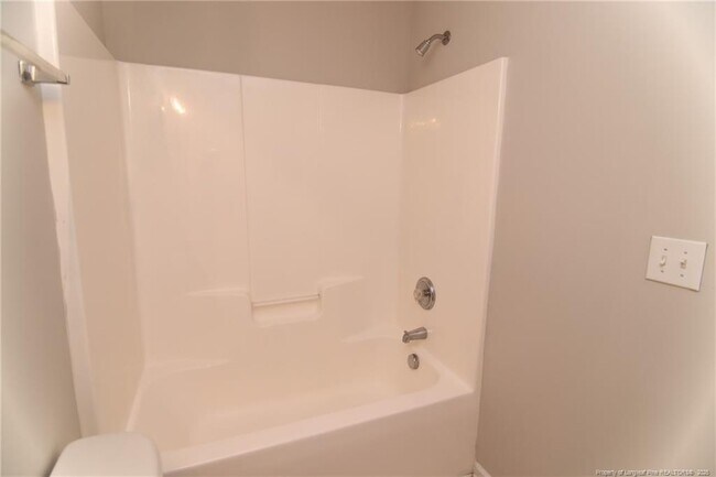 Building Photo - 5132 TwelvePole Dr