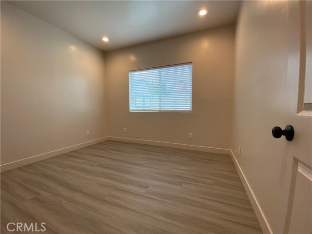 Building Photo - 1653 W Chateau Pl