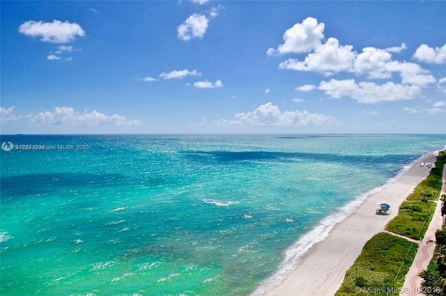 Building Photo - 6801 Collins Ave