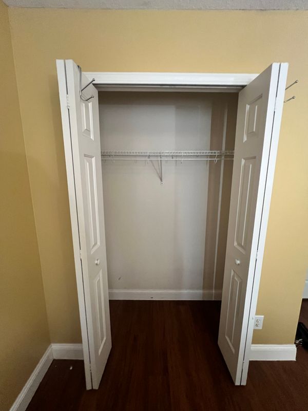 Building Photo - 10617 Shady Falls Ct