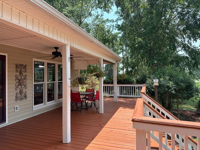 Building Photo - Beautiful Goose Creek Oasis