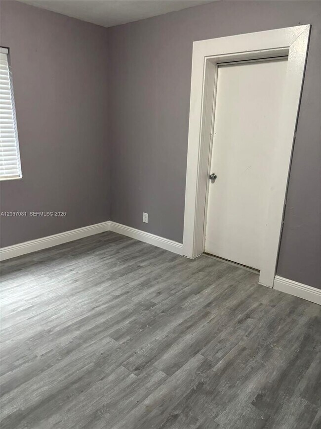 Building Photo - 2358 NW 58th St