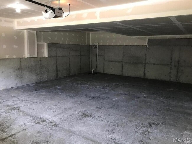 Building Photo - 314 Touchdown Dr