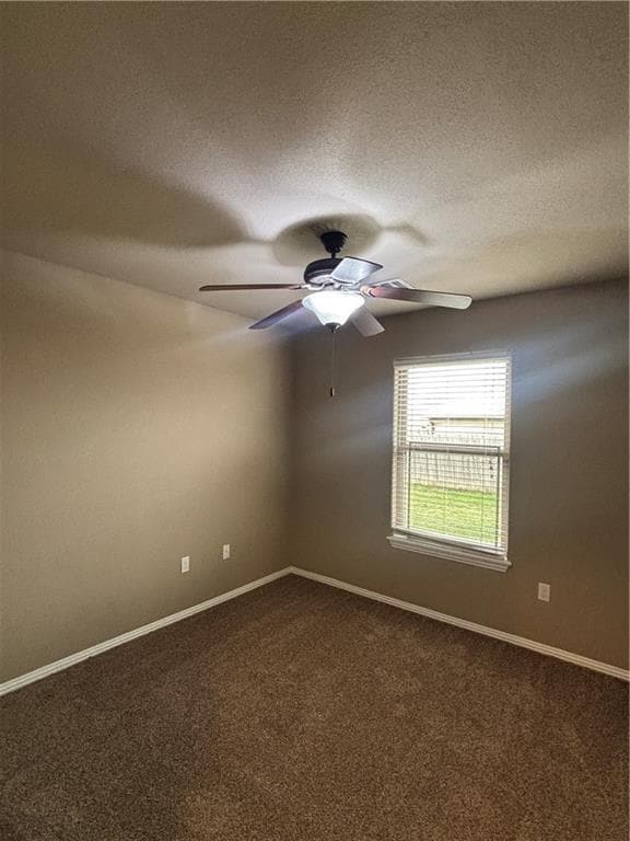 Building Photo - 320 Violet St