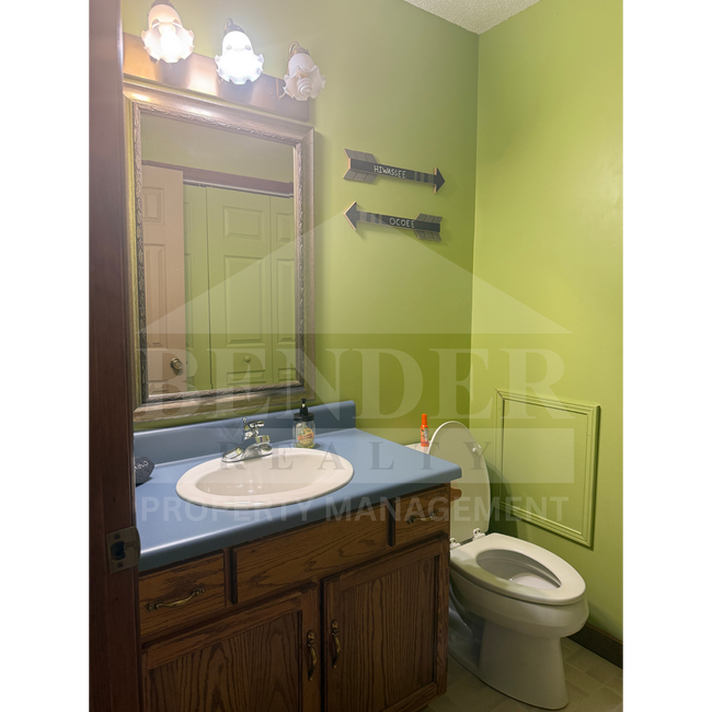 Building Photo - 178 McClary Dr