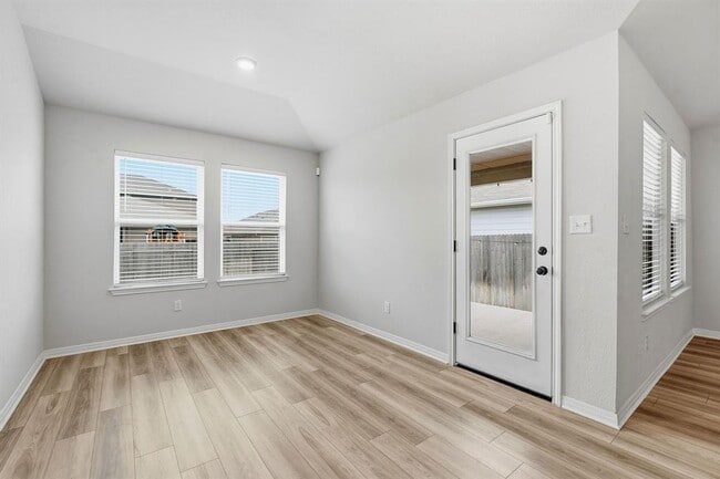 Building Photo - 2807 Rustic Hills Dr