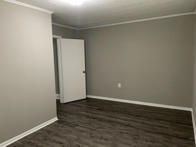 Building Photo - 7230 Union Grove Church Rd