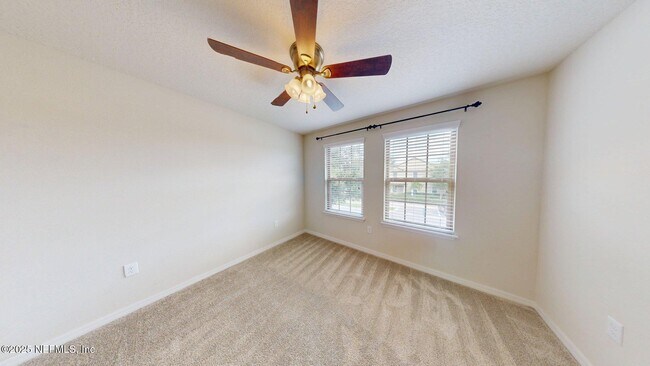 Building Photo - 13950 Berryview Rd