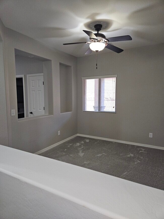 Building Photo - Very Nice Home with New carpet