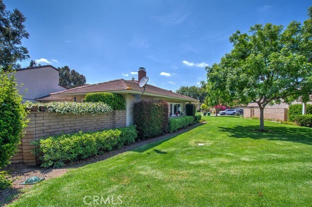 Building Photo - 17252 Citron