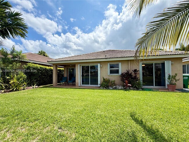 Building Photo - 7557 SW 164th Ct