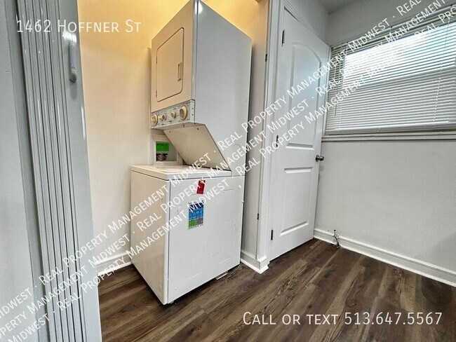 Building Photo - 1462 Hoffner St