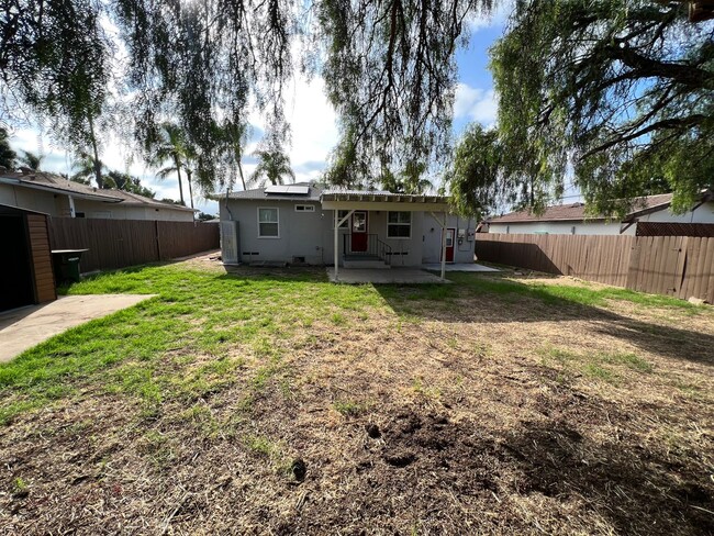 Building Photo - $3,300 - 3 Bed / 1 Bath Home in La Mesa